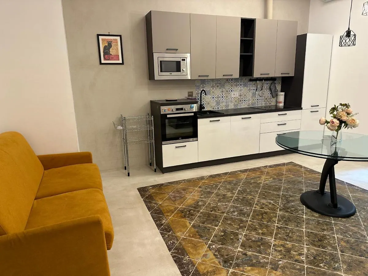 Dal Console - Piazza Bellini - Napoli Apartment  Naples